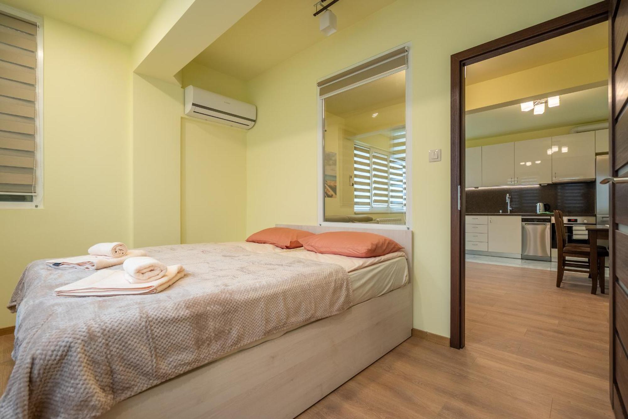 Top Location Central New & Spacious 3 Bdr Apt Medical Academy Sofia Exterior photo
